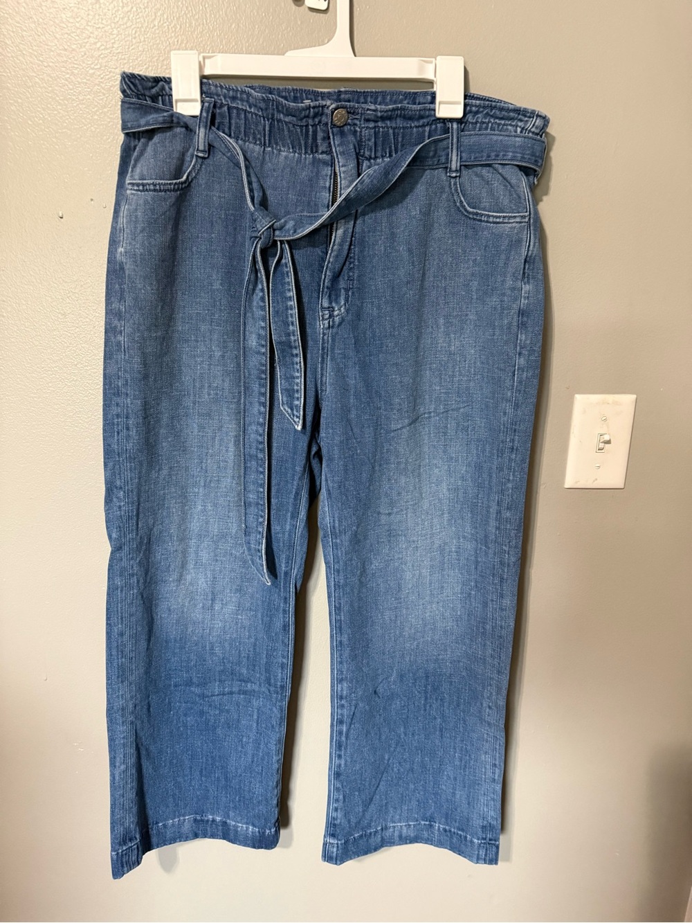 J. Crew Denim Wide-Leg Cropped Pants in Mid Blue size 32